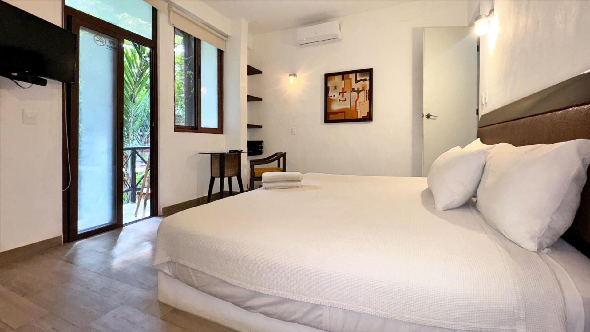 Siesta Fiesta Hotel Adults Only - 5Th Avenue Playa del Carmen Exterior photo