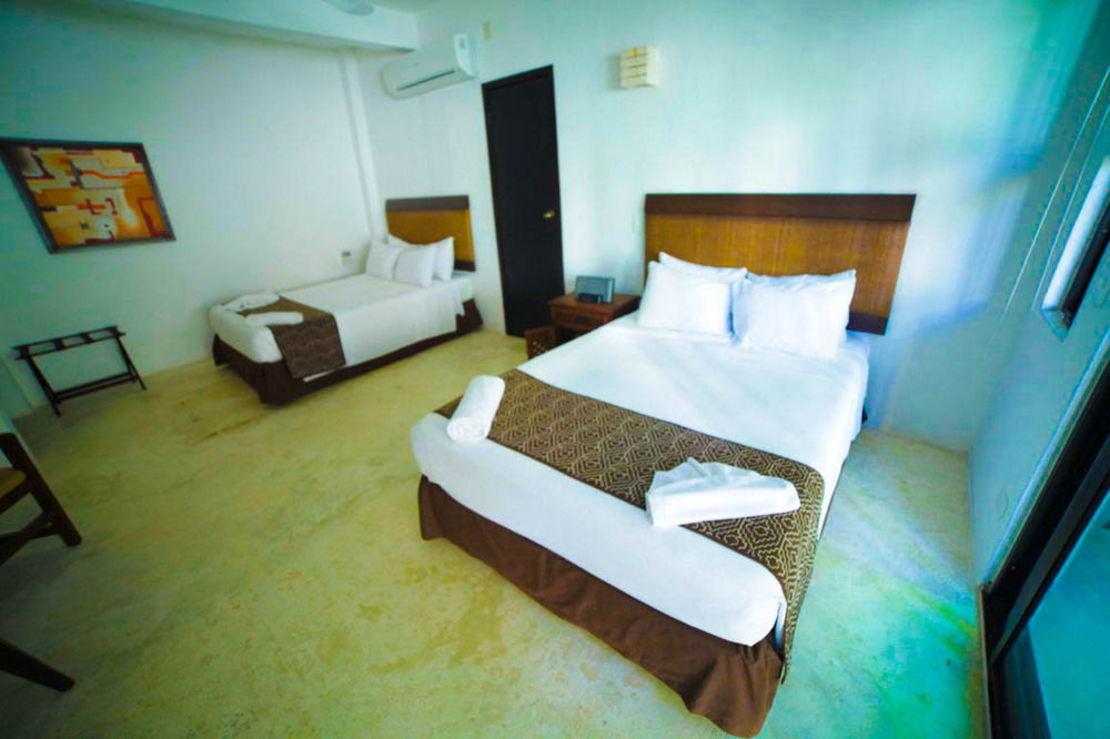 Siesta Fiesta Hotel Adults Only - 5Th Avenue Playa del Carmen Exterior photo
