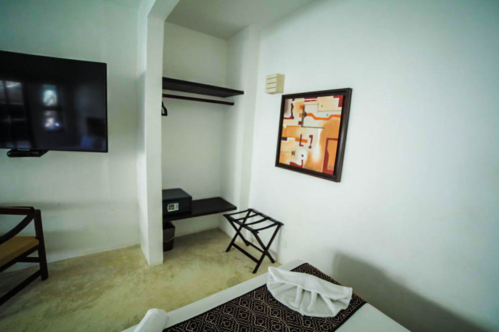 Siesta Fiesta Hotel Adults Only - 5Th Avenue Playa del Carmen Exterior photo